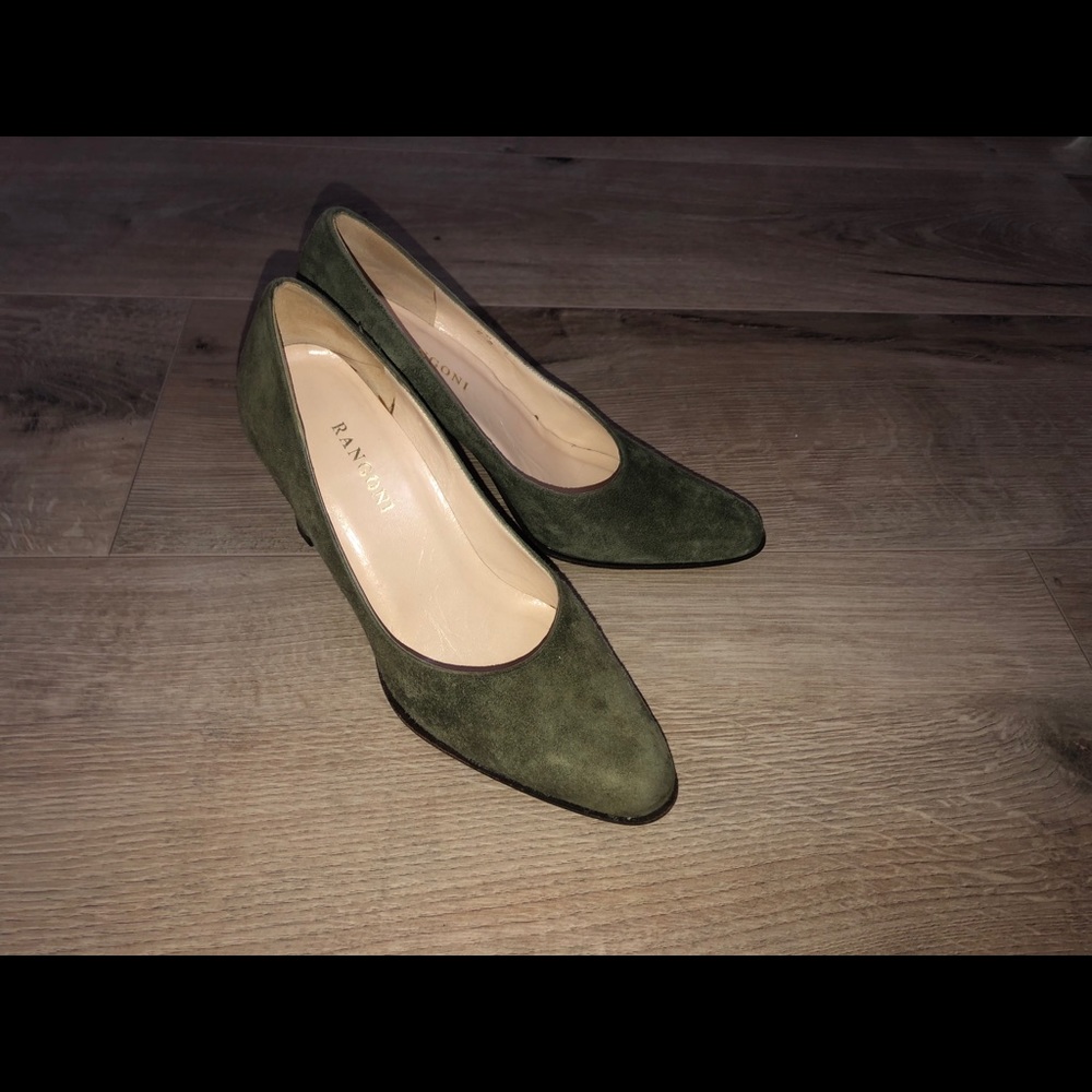 Rangoni suede olive pumps